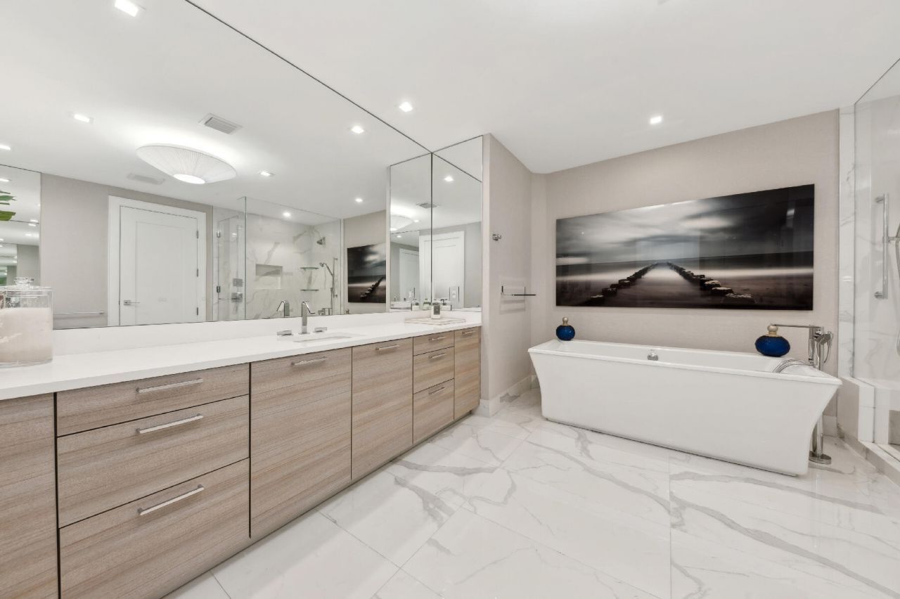 3730 N Ocean Drive, Unit 5c, Singer Island, FL 33404 Photo