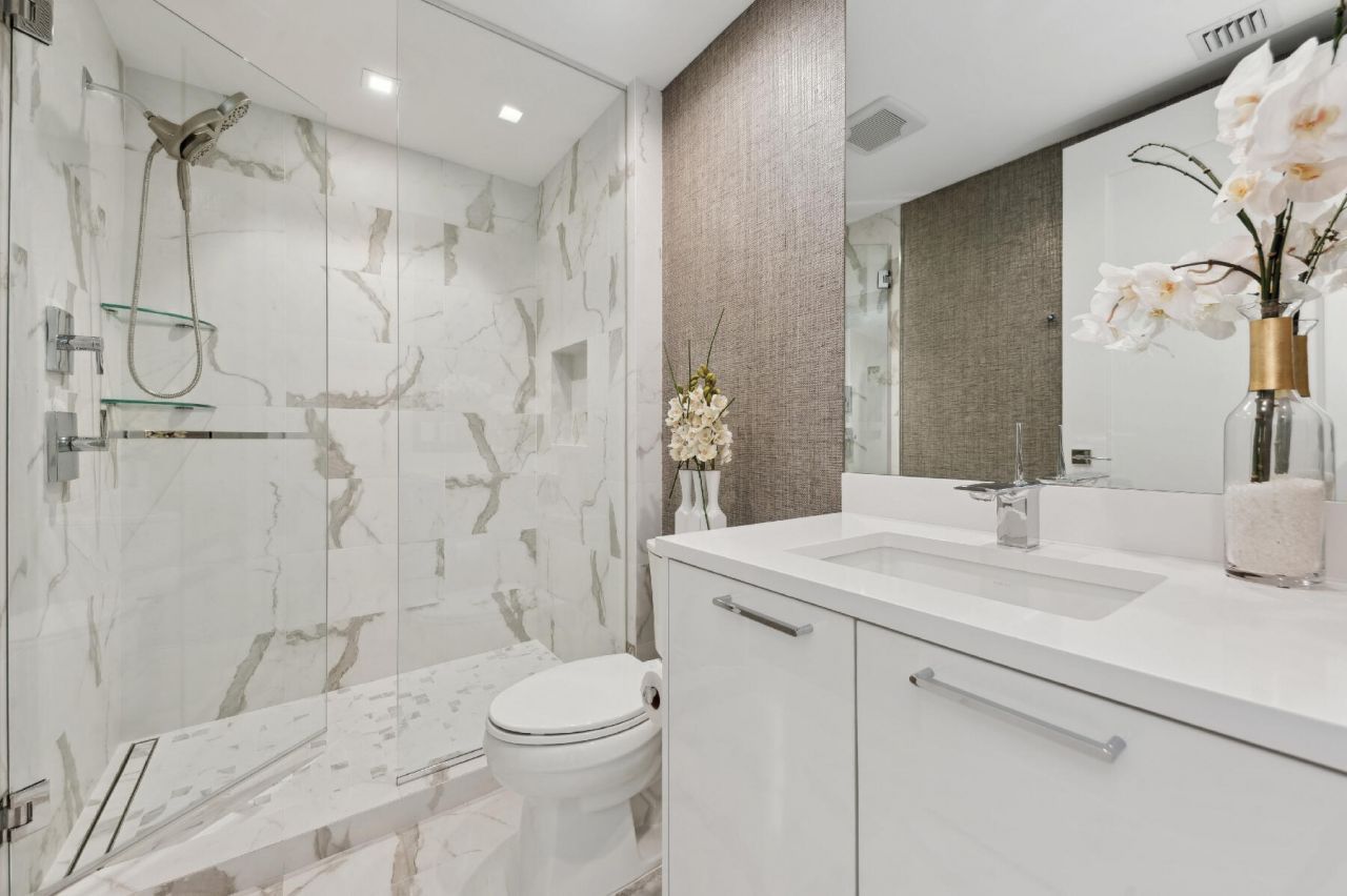 3730 N Ocean Drive, Unit 5c, Singer Island, FL 33404 Photo