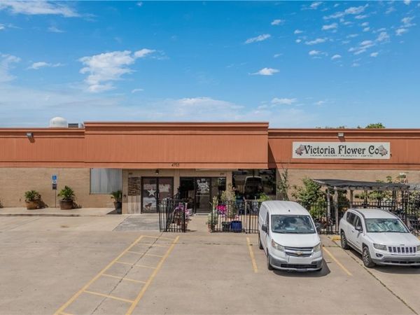 4705 N Navarro Street, Victoria, TX 77904