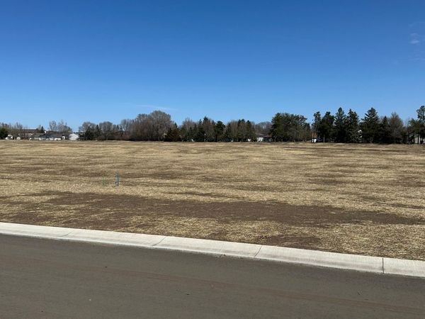 1934 68th Avenue N, Saint Cloud, MN 56303