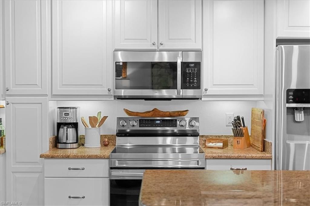 380 4th Ave S, Unit 380, Naples, FL 34102 Photo