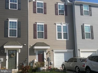 117 PLAZA DR, SICKLERVILLE, NJ 08081