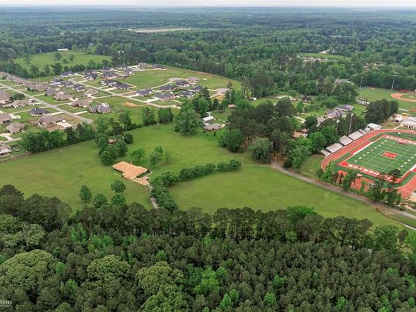 451 N Hazel Street, Haughton, LA 71037