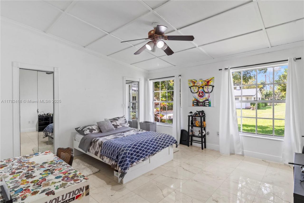 8350 SW 98 Th St, Miami, FL 33156 Photo