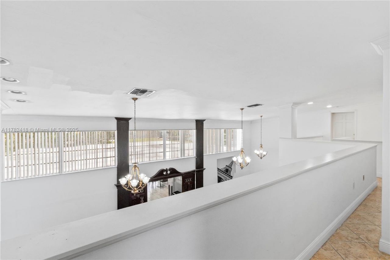 8350 SW 98 Th St, Miami, FL 33156 Photo