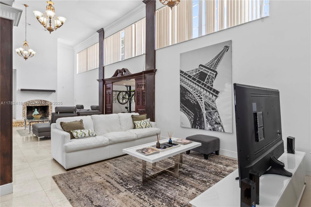 8350 SW 98 Th St, Miami, FL 33156 Photo