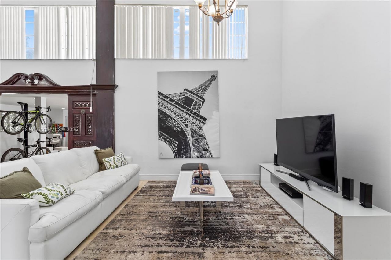 8350 SW 98 Th St, Miami, FL 33156 Photo