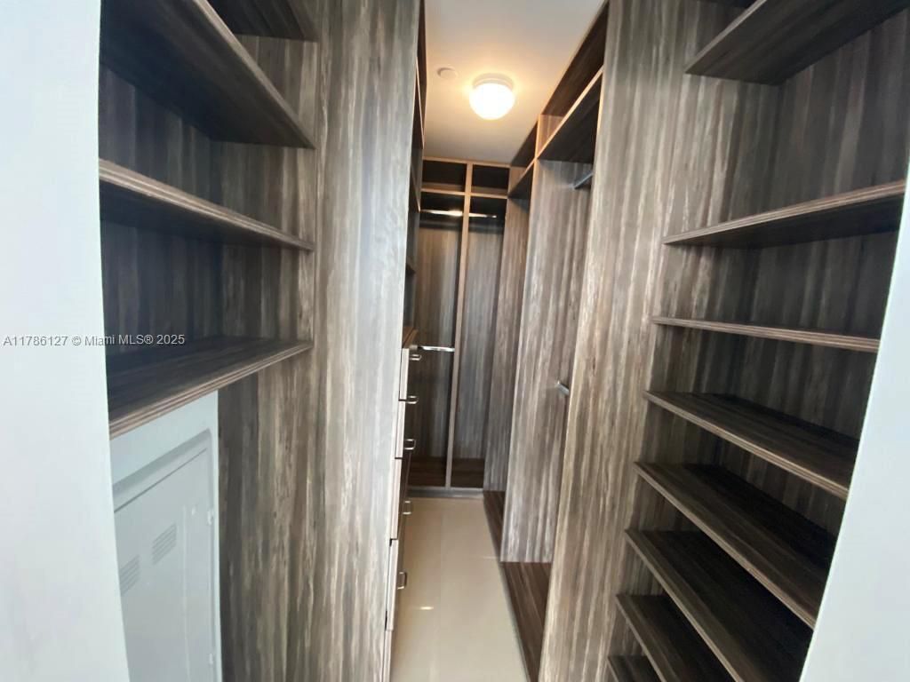 488 NE 18th St, Unit 4905, Miami, FL 33132 Photo