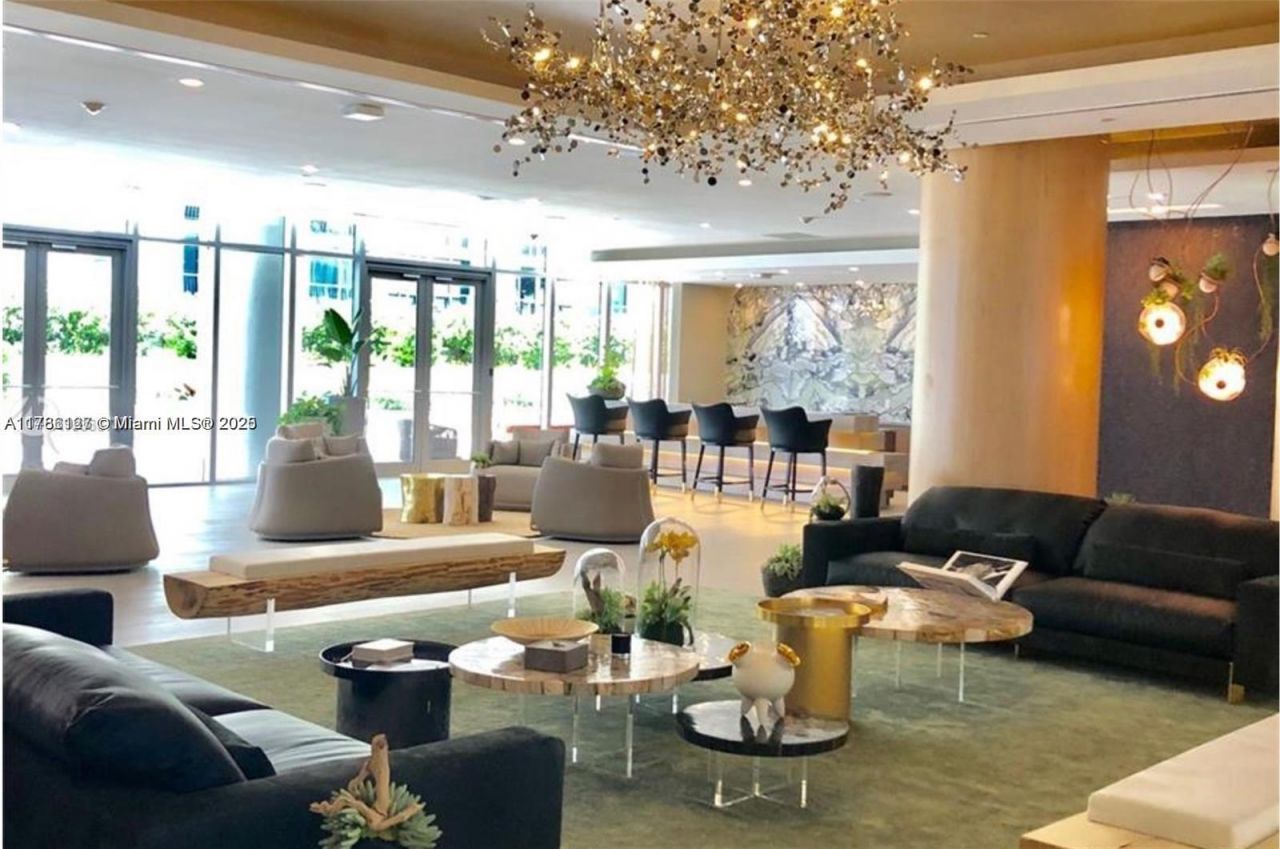 488 NE 18th St, Unit 4905, Miami, FL 33132 Photo