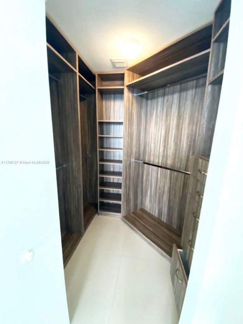 488 NE 18th St, Unit 4905, Miami, FL 33132 Photo