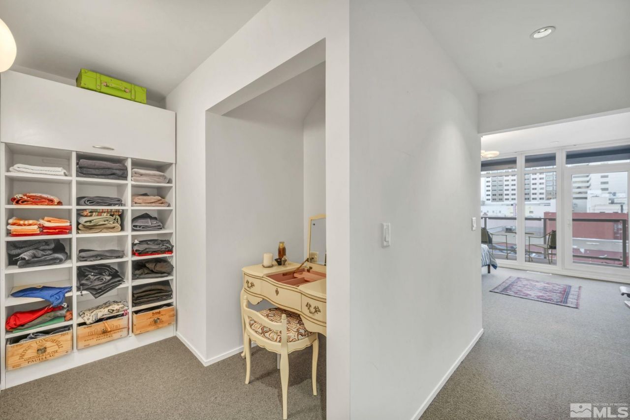 255 N Sierra Street, Unit 407, Reno, NV 89501 Photo