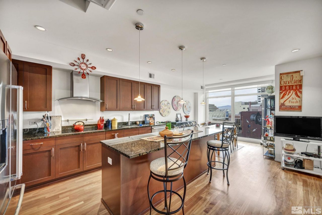 255 N Sierra Street, Unit 407, Reno, NV 89501 Photo