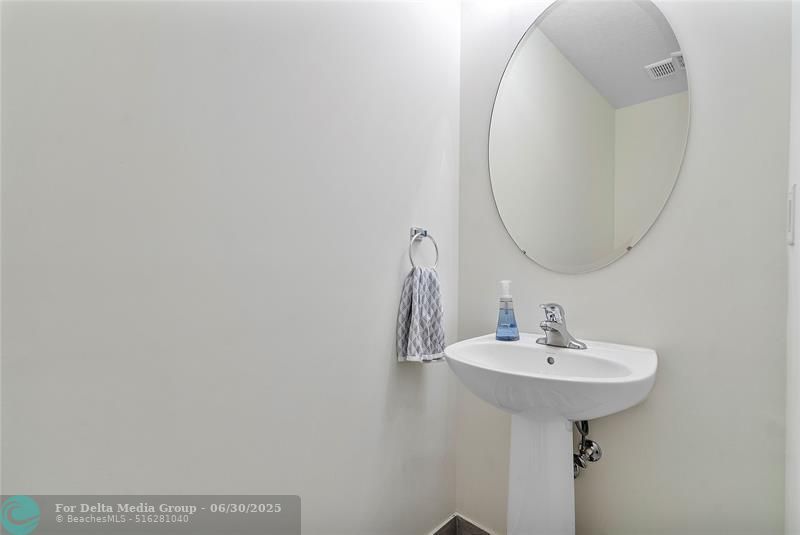 4990 Loebner Terrace, Davie, FL 33314 Photo