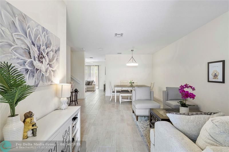 4990 Loebner Terrace, Davie, FL 33314 Photo