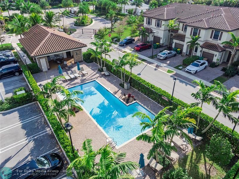 4990 Loebner Terrace, Davie, FL 33314 Photo