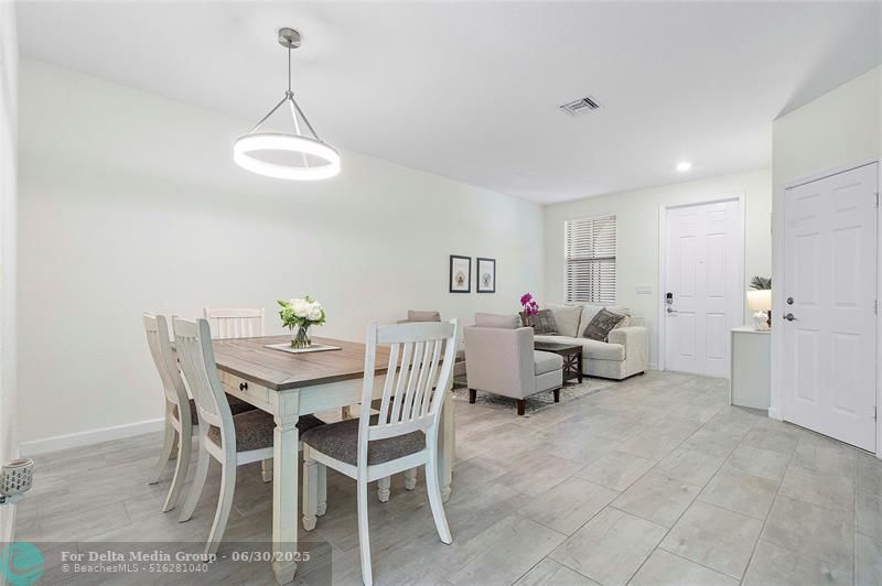 4990 Loebner Terrace, Davie, FL 33314 Photo