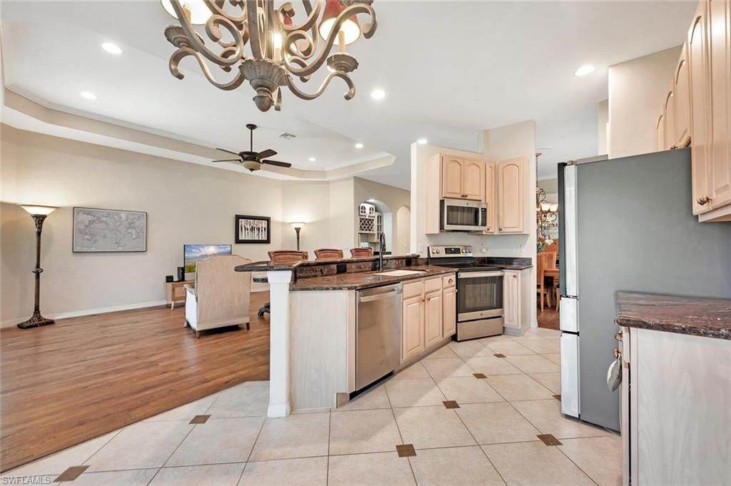 317 Harvard Ln, Naples, FL 34104 Photo