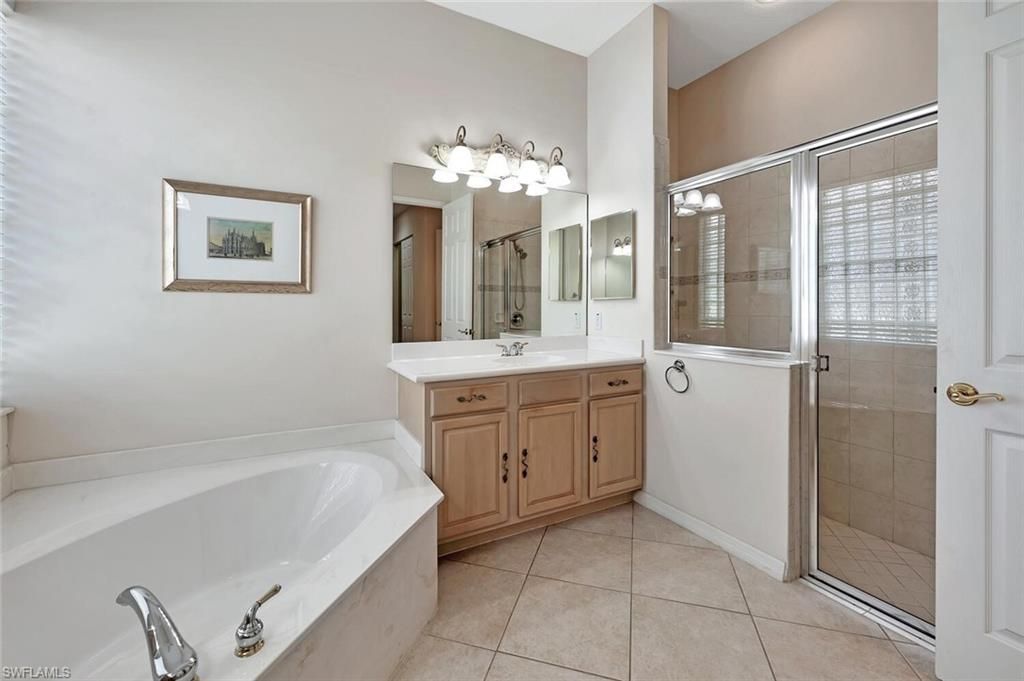 317 Harvard Ln, Naples, FL 34104 Photo