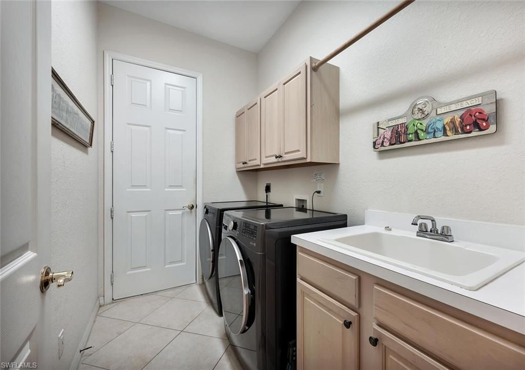 317 Harvard Ln, Naples, FL 34104 Photo