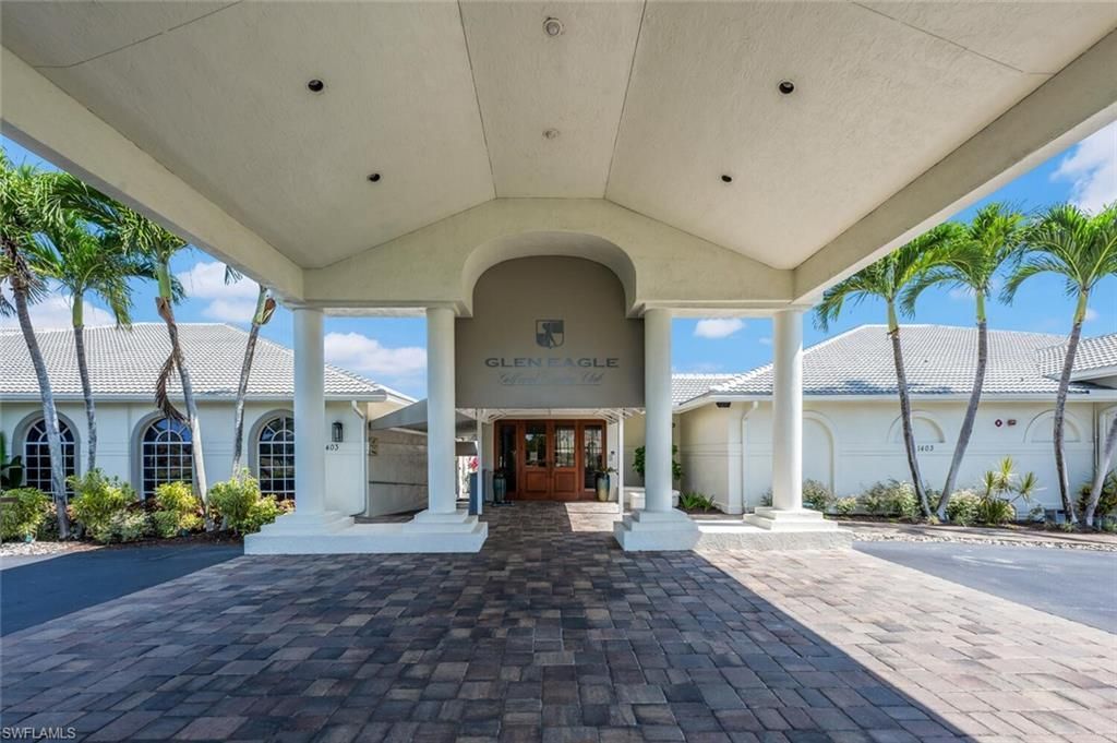 317 Harvard Ln, Naples, FL 34104 Photo