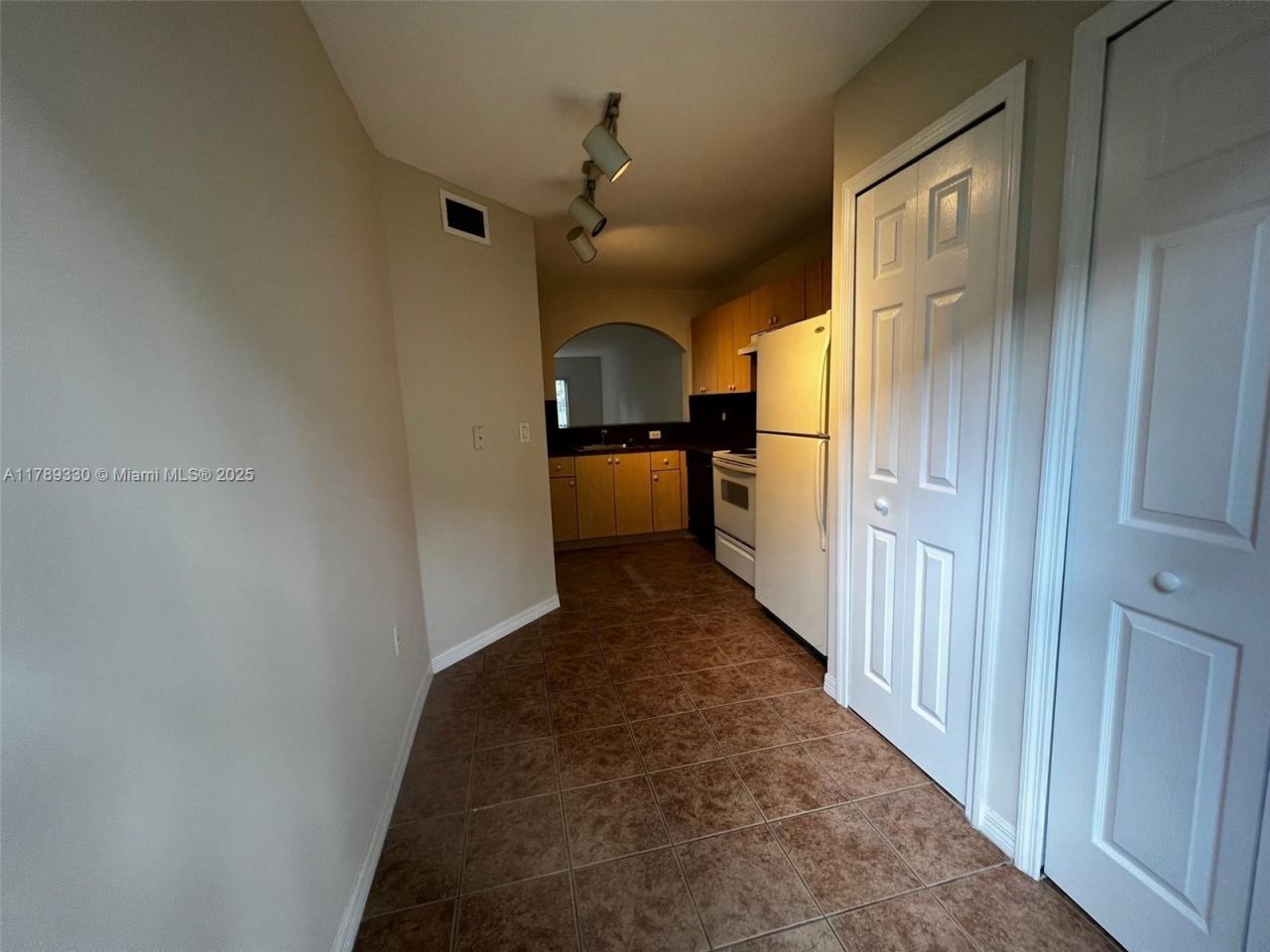 2911 SE 13th Ave, Unit 102-49, Homestead, FL 33035 Photo