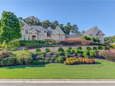 5004 Gunnison Trace, Suwanee, GA 30024
