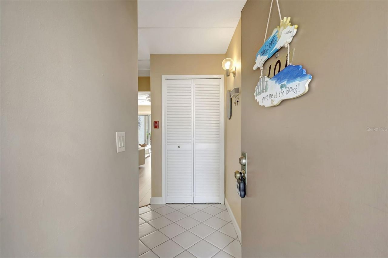 845 Benjamin Franklin Drive, Unit 101, Sarasota, FL 34236 Photo