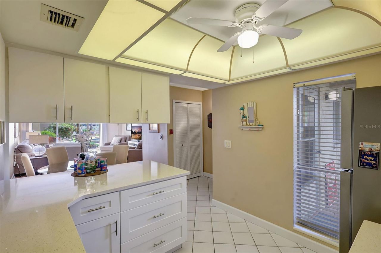 845 Benjamin Franklin Drive, Unit 101, Sarasota, FL 34236 Photo