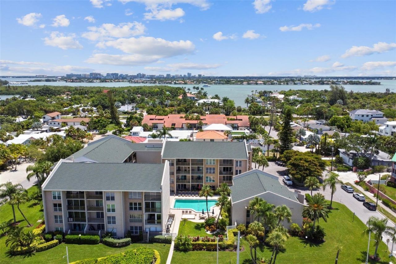 845 Benjamin Franklin Drive, Unit 101, Sarasota, FL 34236 Photo