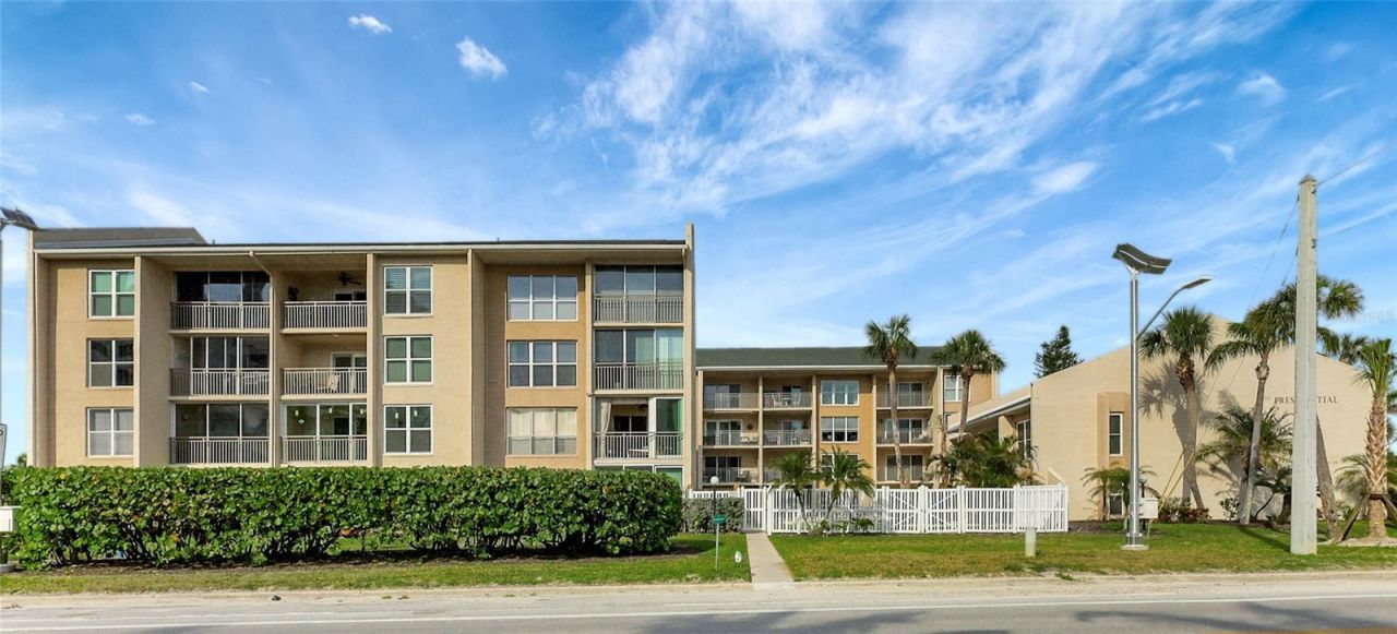 845 Benjamin Franklin Drive, Unit 101, Sarasota, FL 34236 Photo