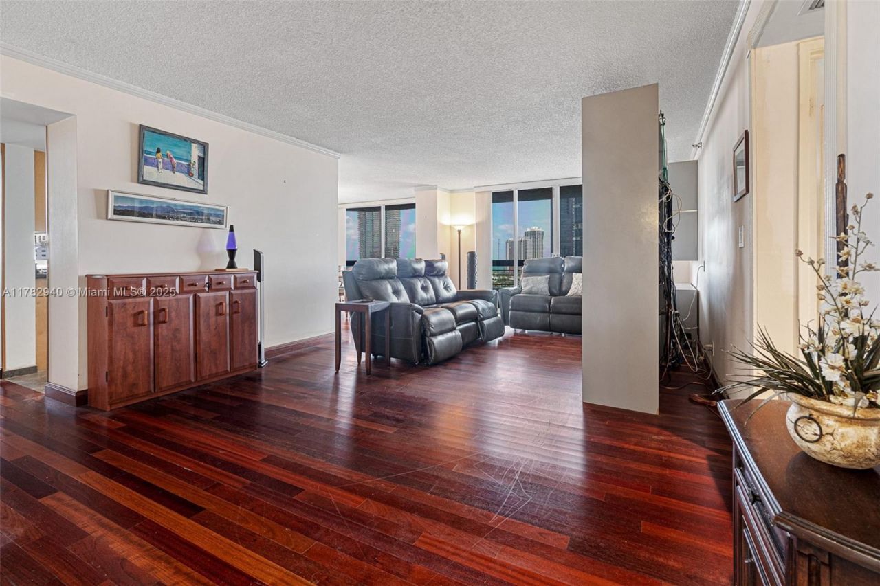 19195 NE 36th Ct, Unit 1506, Aventura, FL 33180 Photo