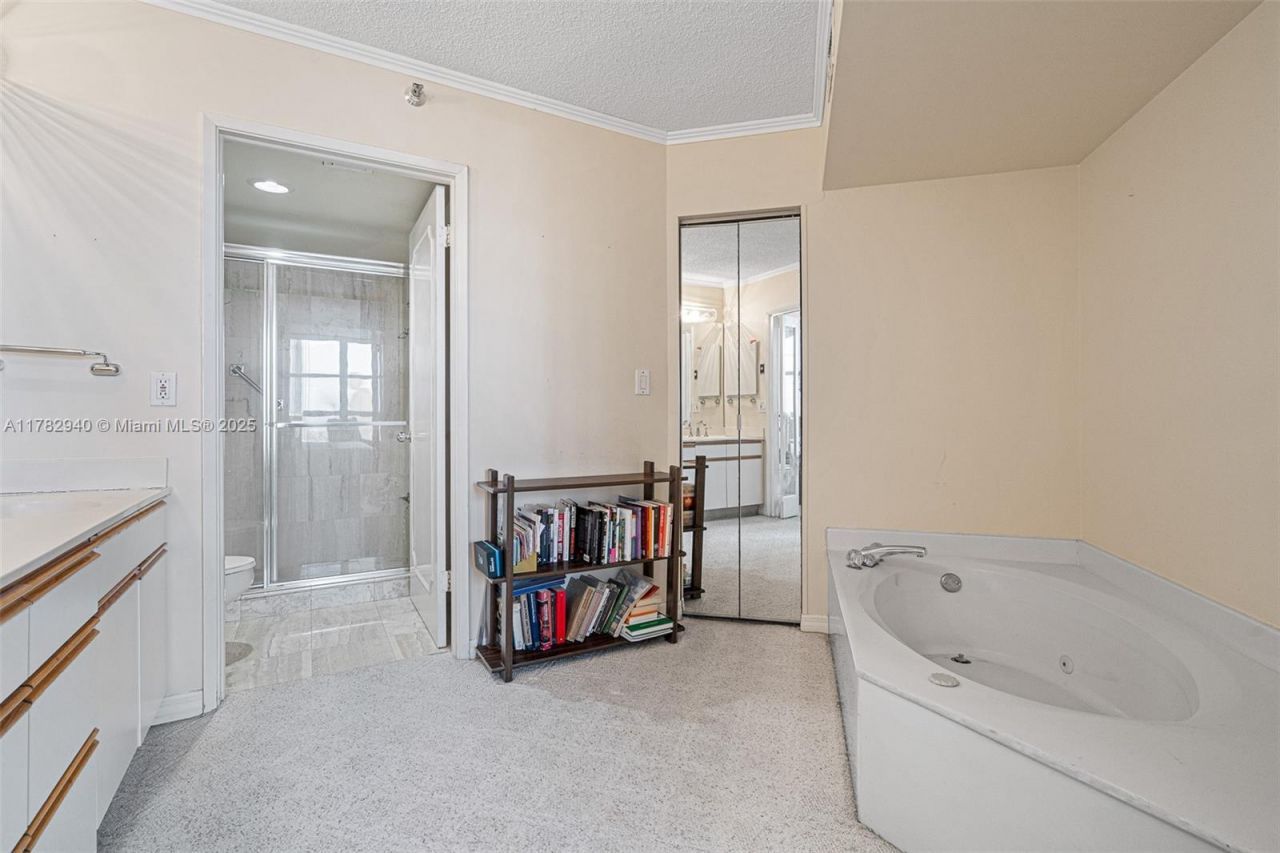 19195 NE 36th Ct, Unit 1506, Aventura, FL 33180 Photo