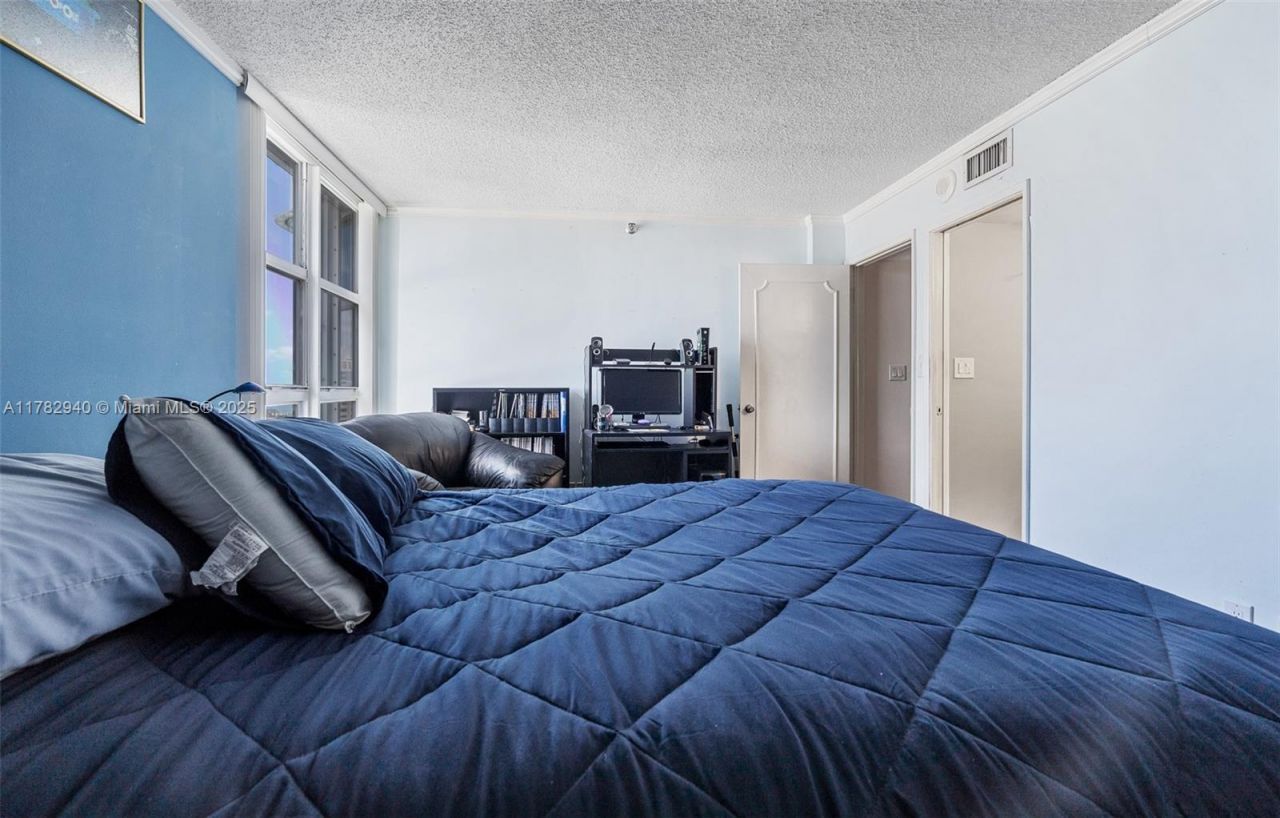 19195 NE 36th Ct, Unit 1506, Aventura, FL 33180 Photo