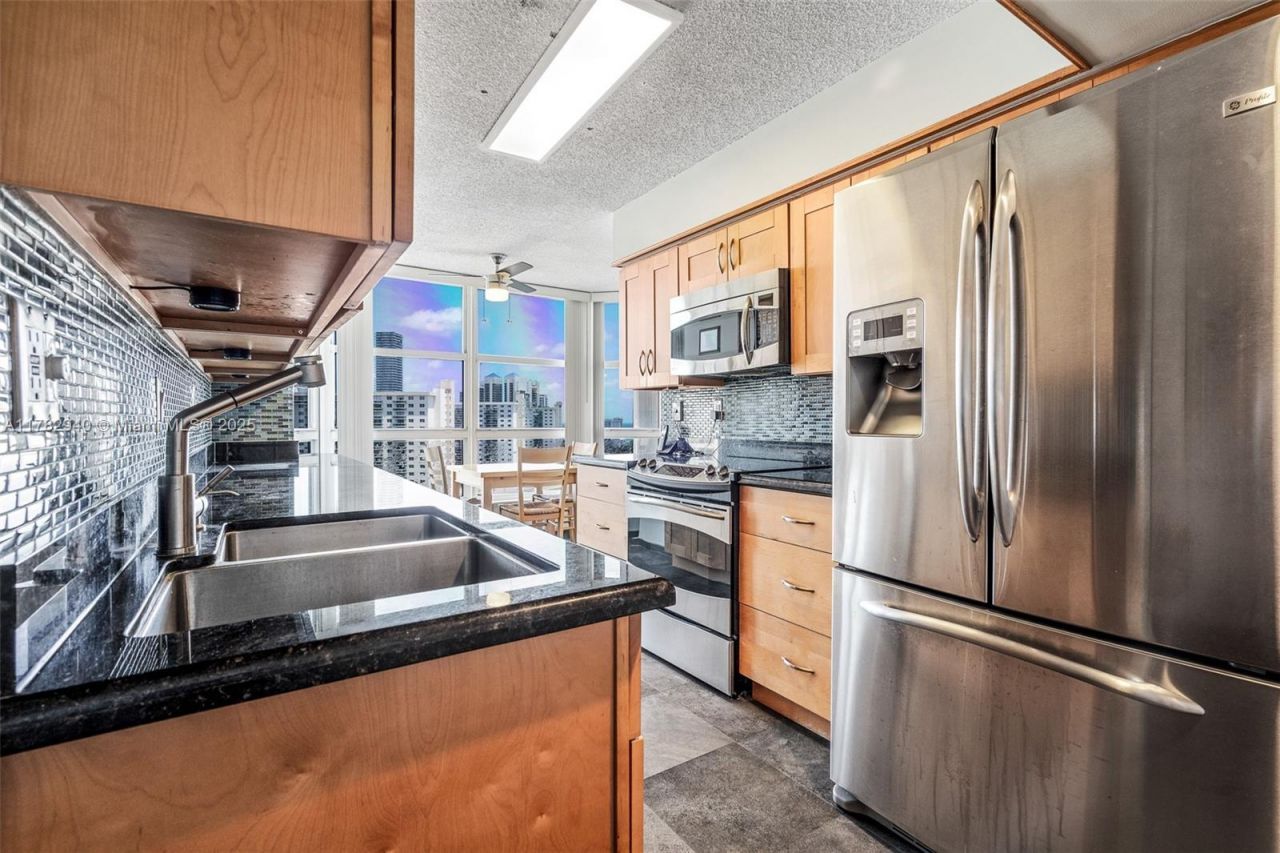 19195 NE 36th Ct, Unit 1506, Aventura, FL 33180 Photo