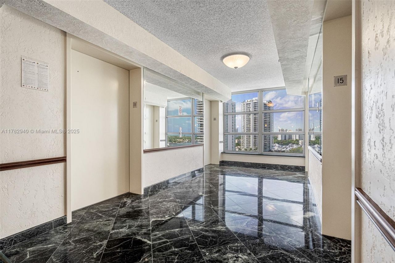 19195 NE 36th Ct, Unit 1506, Aventura, FL 33180 Photo