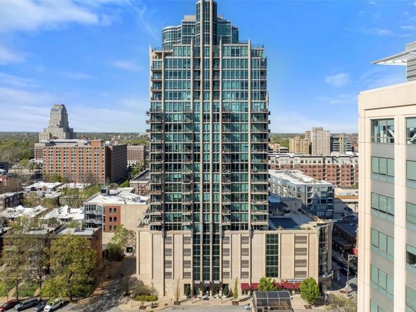 4909 Laclede Avenue, Unit 805, St Louis, MO 63108