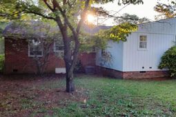 924 Stebondale Road photo 4