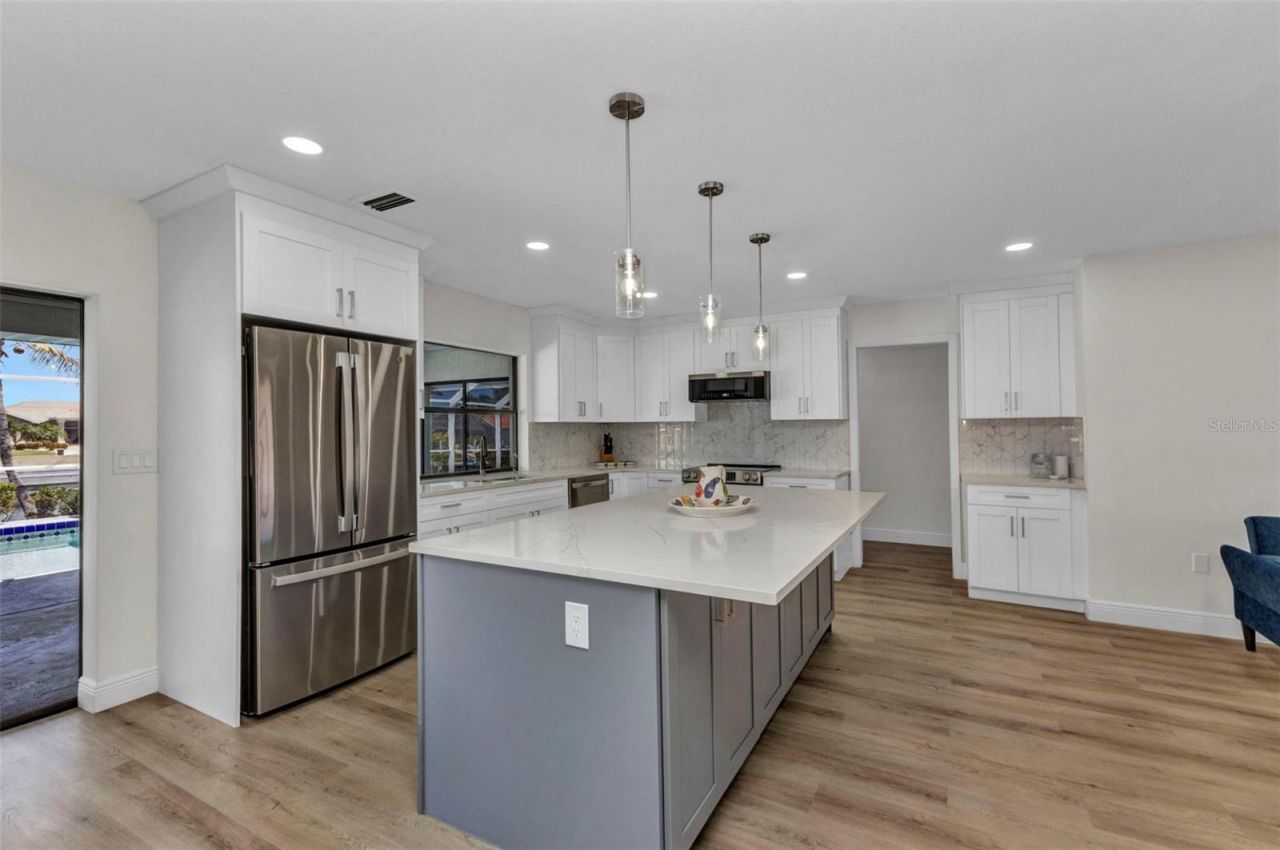 2718 Saint Thomas Drive, Punta Gorda, FL 33950 Photo