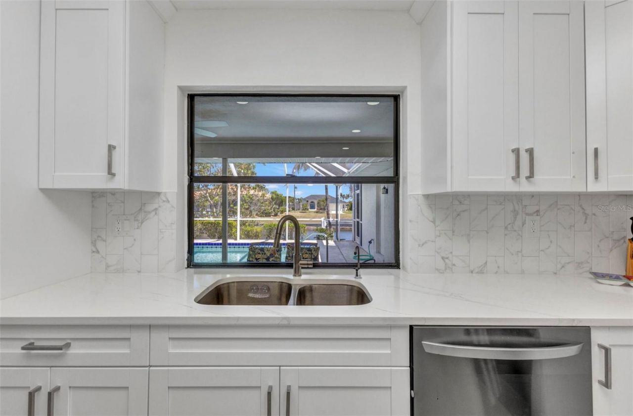 2718 Saint Thomas Drive, Punta Gorda, FL 33950 Photo