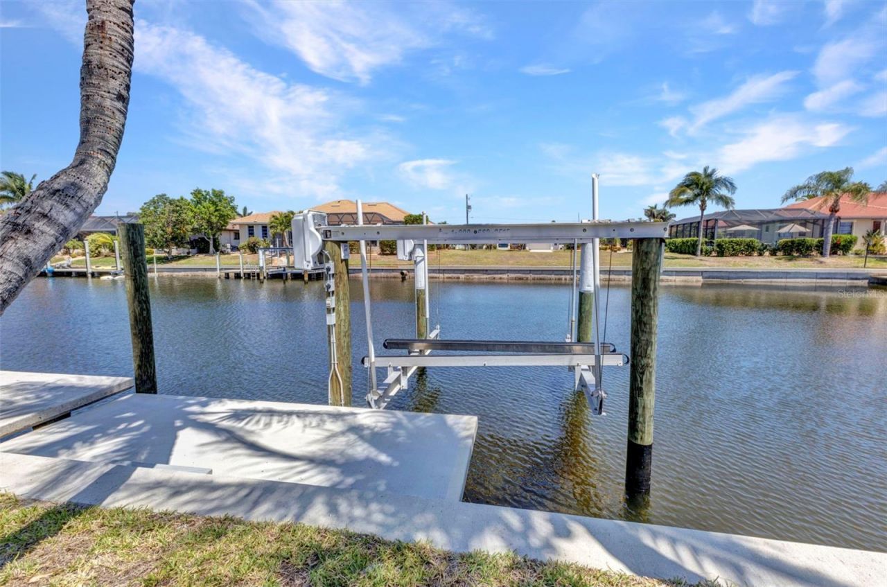 2718 Saint Thomas Drive, Punta Gorda, FL 33950 Photo