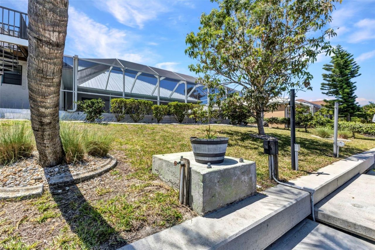 2718 Saint Thomas Drive, Punta Gorda, FL 33950 Photo