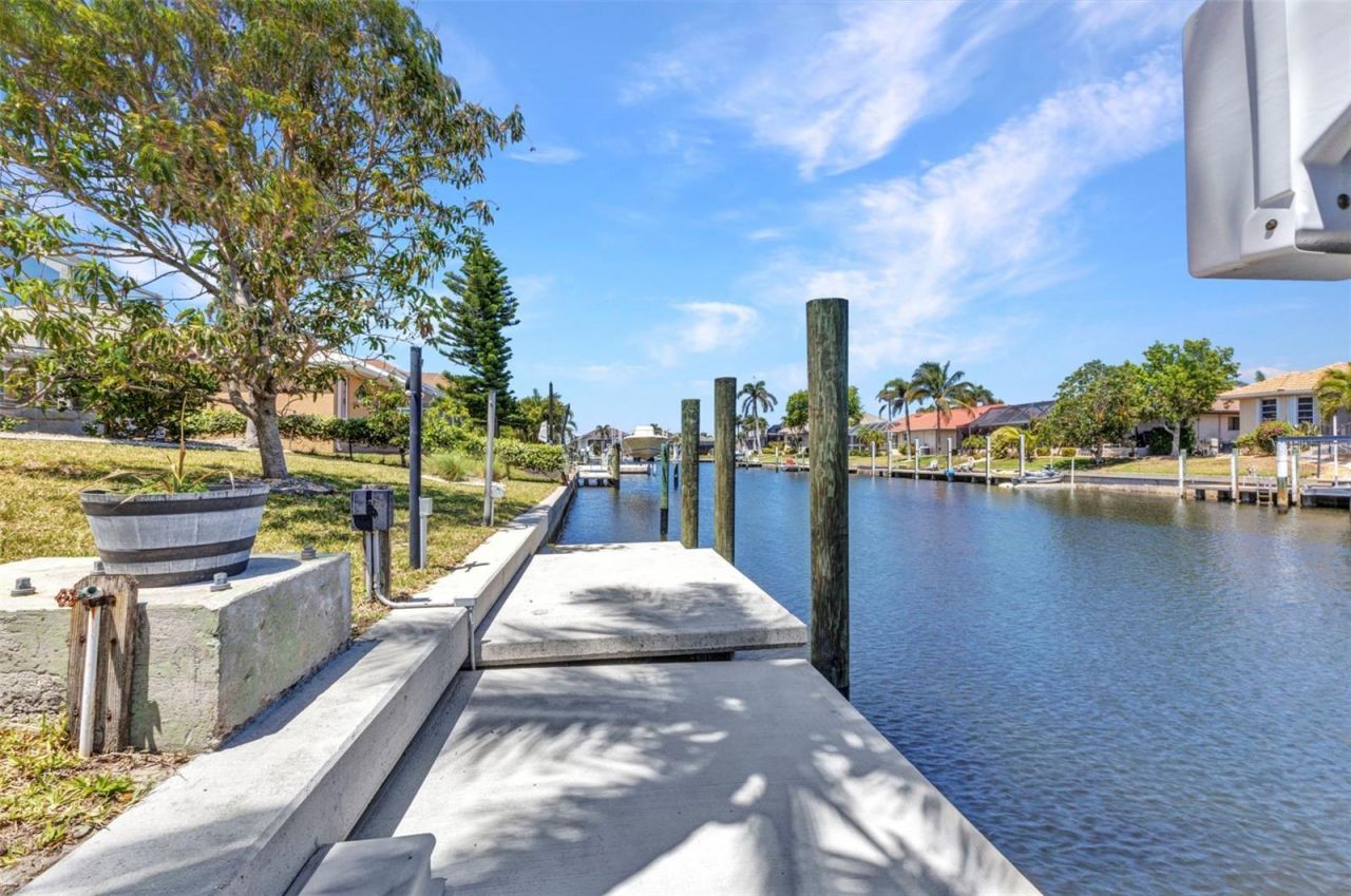 2718 Saint Thomas Drive, Punta Gorda, FL 33950 Photo