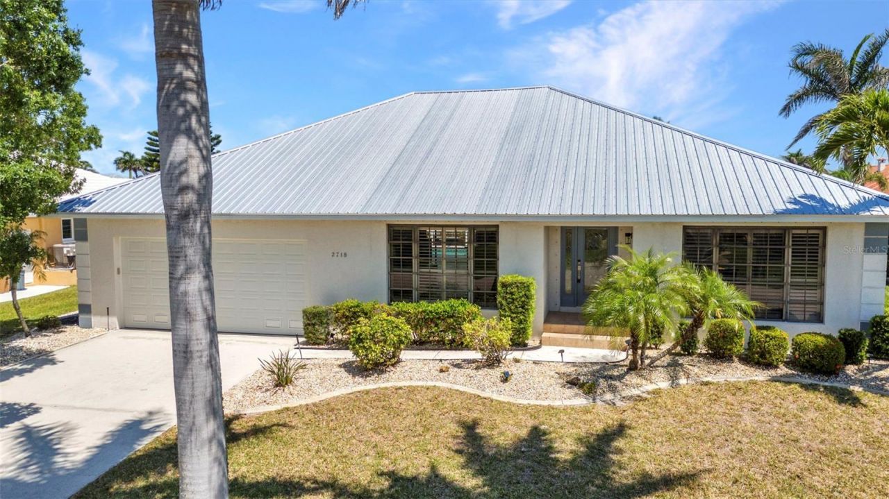 2718 Saint Thomas Drive, Punta Gorda, FL 33950 Photo