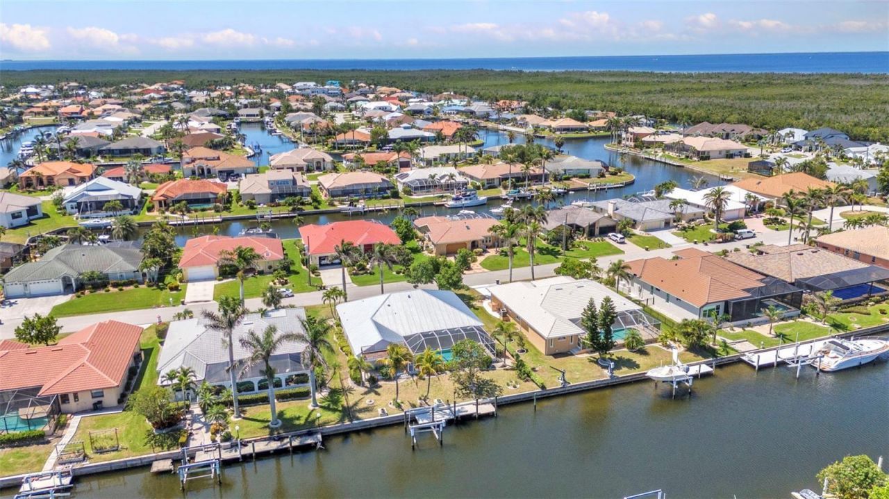 2718 Saint Thomas Drive, Punta Gorda, FL 33950 Photo