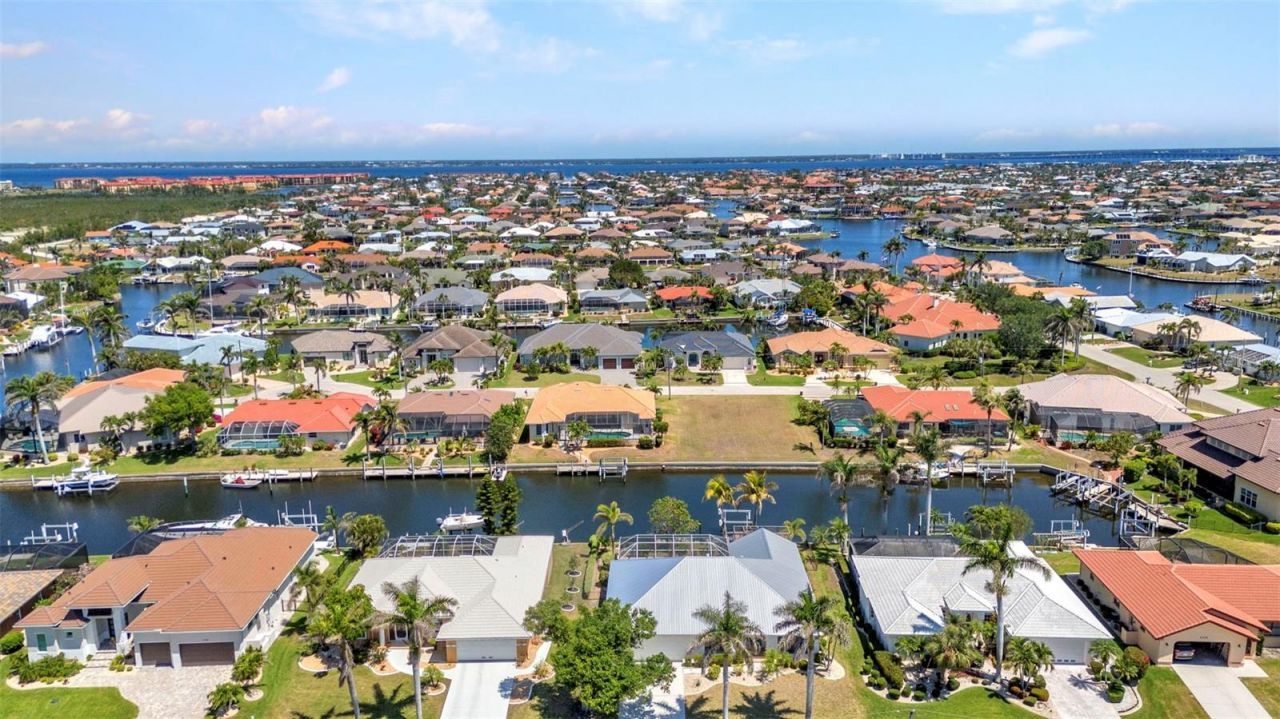 2718 Saint Thomas Drive, Punta Gorda, FL 33950 Photo