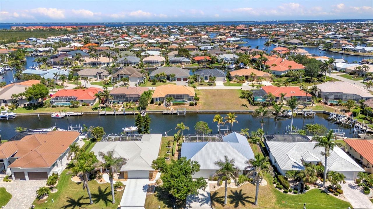 2718 Saint Thomas Drive, Punta Gorda, FL 33950 Photo