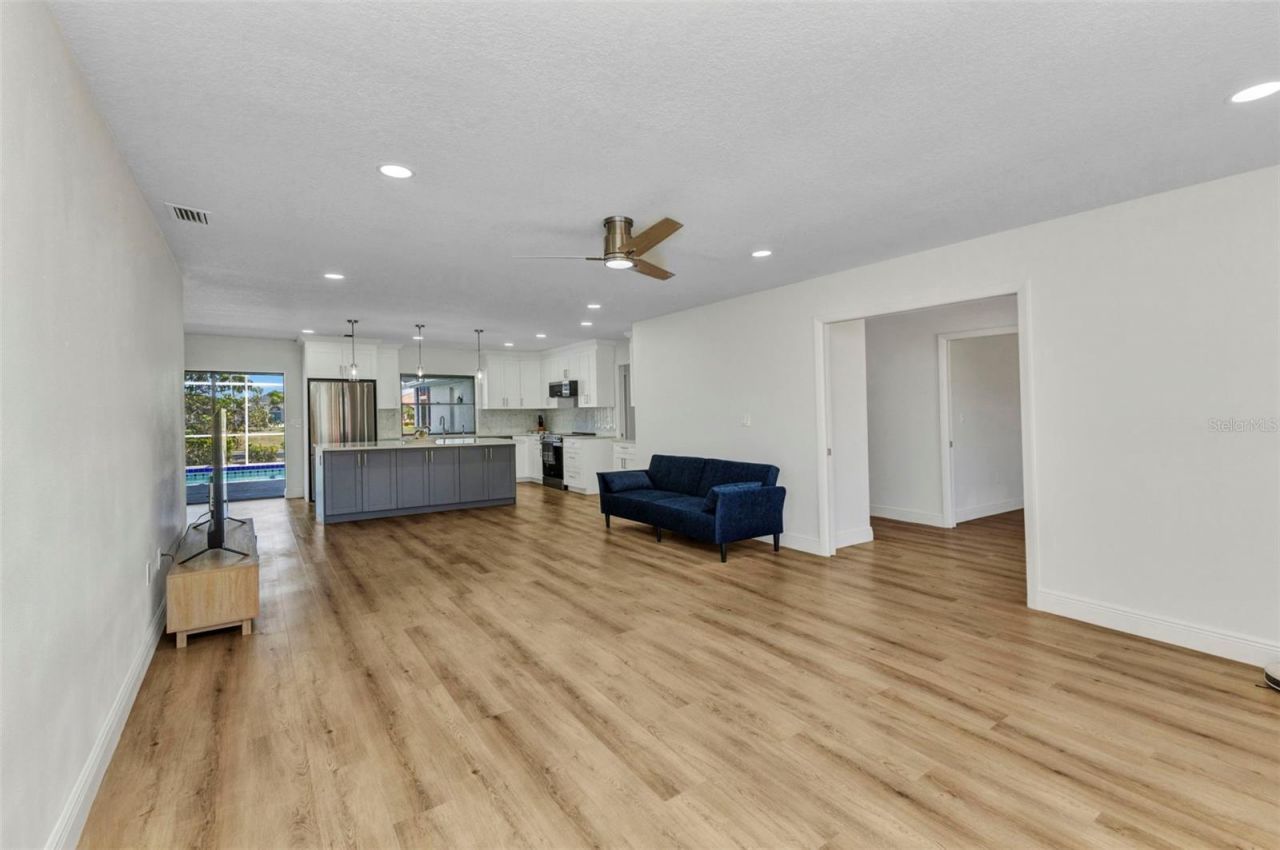 2718 Saint Thomas Drive, Punta Gorda, FL 33950 Photo