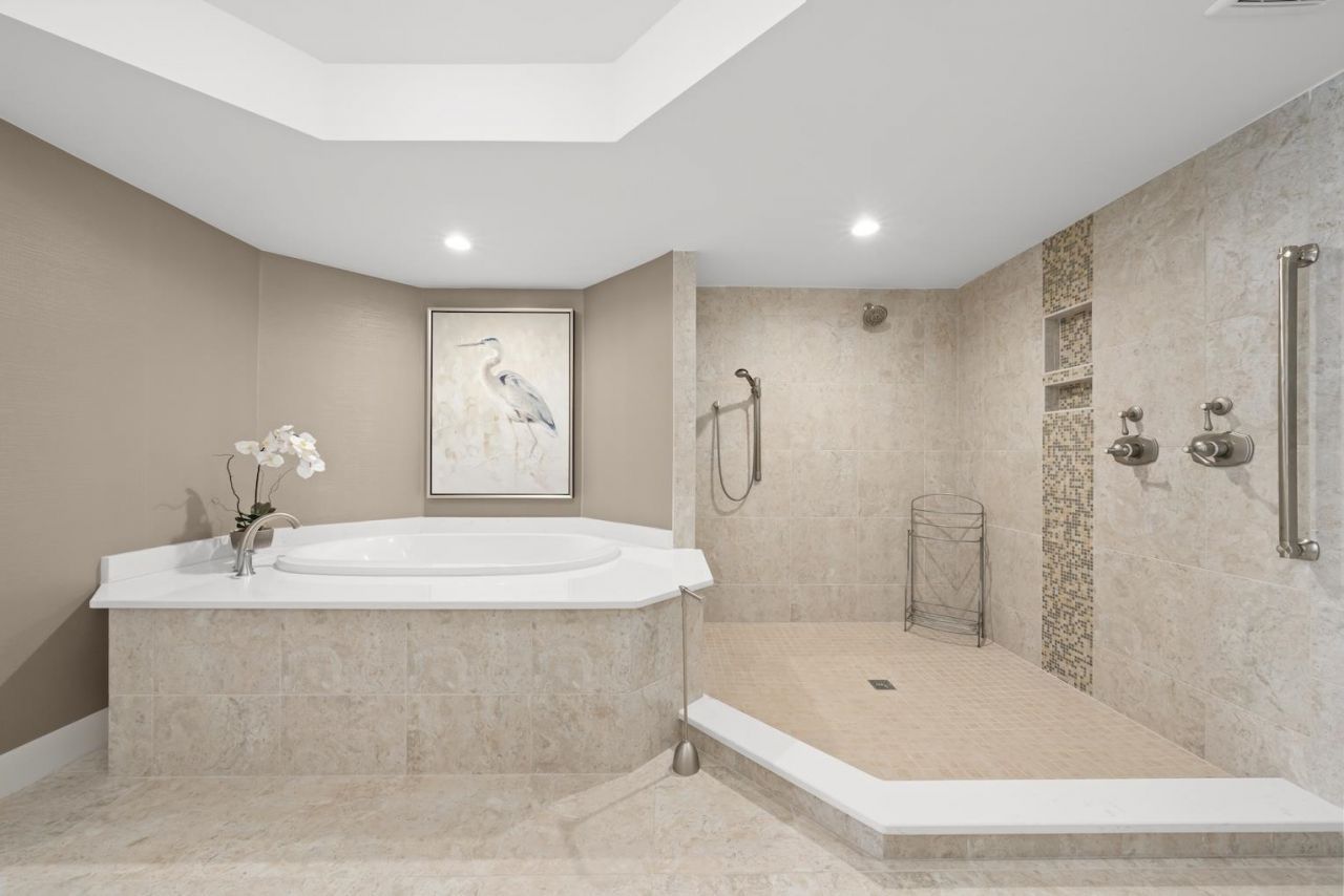 2549 W Gulf Dr, Unit 102, Sanibel, FL 33957 Photo