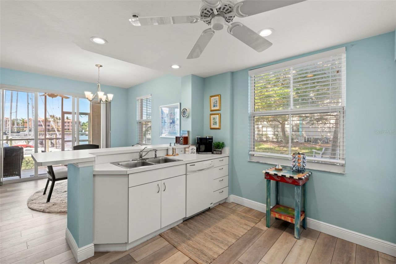 2060 Matecumbe Key Road, Unit 2106, Punta Gorda, FL 33955 Photo