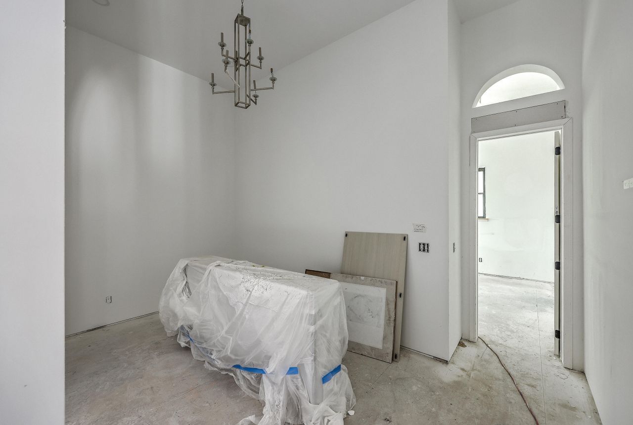 404 Fairington Drive Photo 21